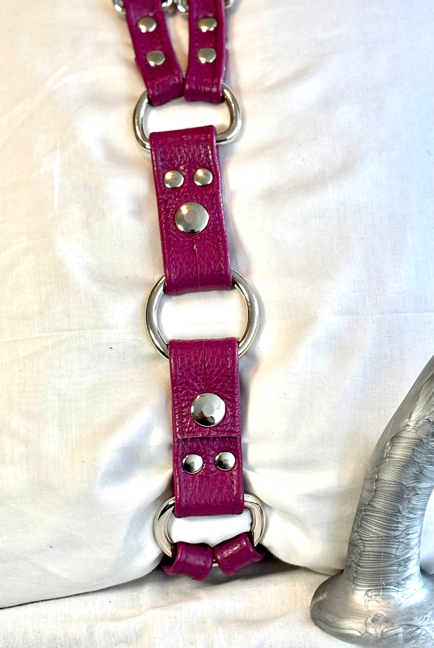 Thigh Harness Strapon - Sunrise Pink Leather - Size Inclusive